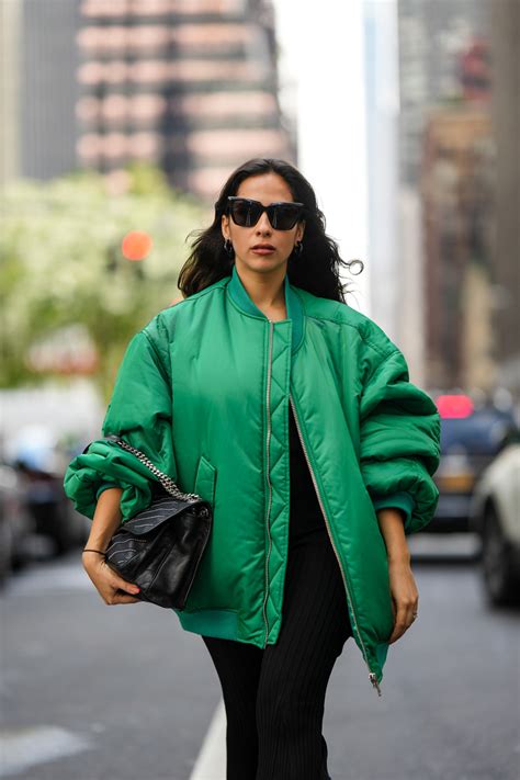 how to wear oversized bomber jacket